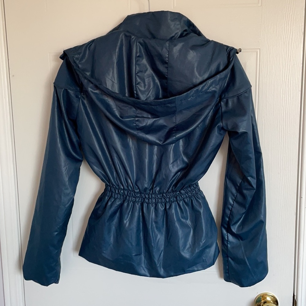 Blue Jacket - Picture 2 of 3